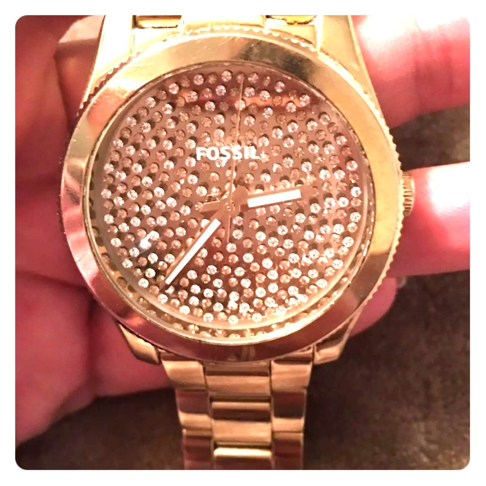Gold female Glamorous Fossil watch
